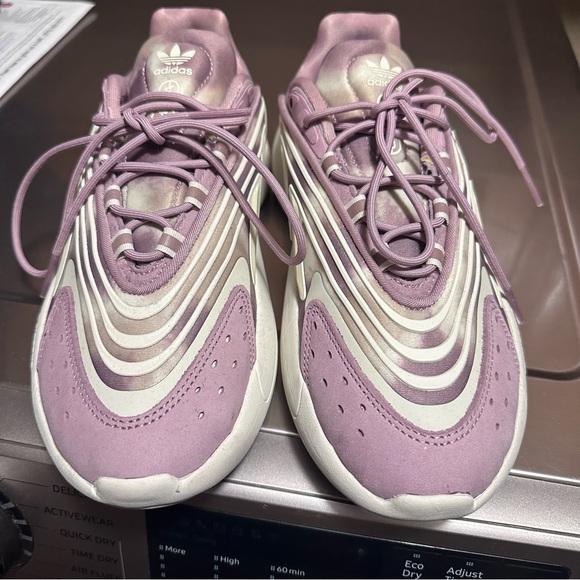 Adidas Ozelia sneakers - Picture 10 of 10